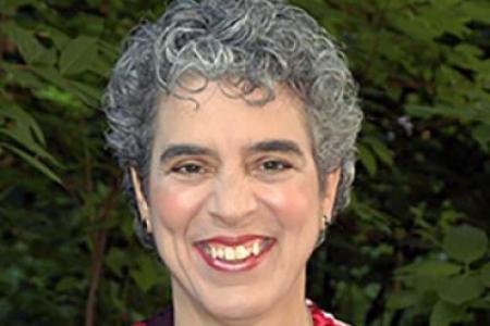 Gretchen Bowen Awarded Franklin Staff Excellence in Service Award